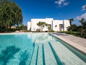 Villa avec piscine privée près de la mer - Marausa - image1