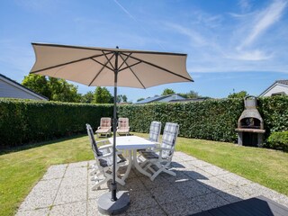 Der eingezäunte Garten mit Gartengruppe