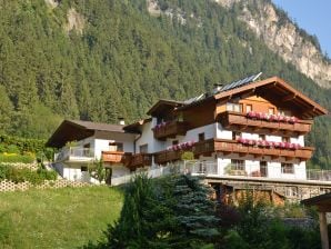 Holiday apartment Haus Julia - Mayrhofen - image1