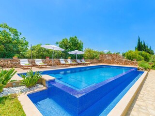 Villa Muro Outdoor Recording 2