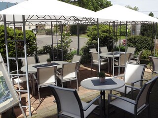 Die Terrasse unseres Gutsrestaurants