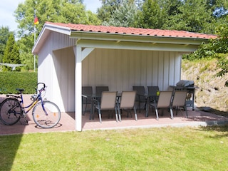 Überdachte Terrasse