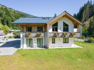 Chalet Saalbach Outdoor Recording 1