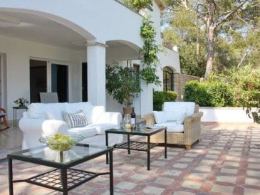 Mediterrane Ferien - Villa in Bendinat