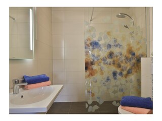 Bad mit Münzwaschmaschine