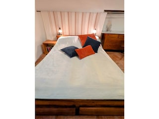 Schlafzimmer1 Doppelbett