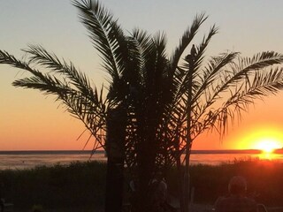 fantastischer Blick von der Promenade zum Meer