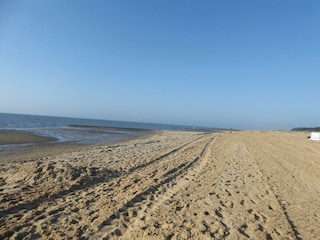 Am weitläufigen Strand