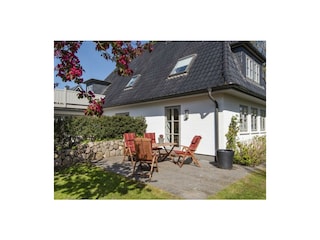 Terrasse mit Garten