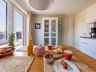 Wohnküche mit Balkon