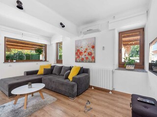family room 1