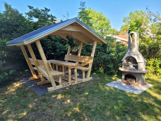 Grillecke im Garten