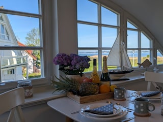 Esstisch mit traumhaftem Ausblick