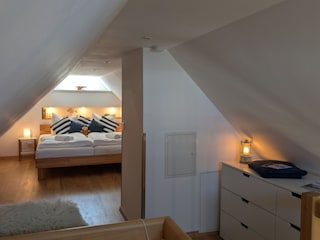 Schlafzimmer 2
