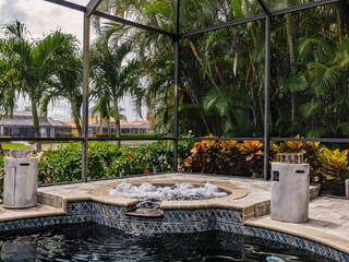bubbling in the Tropical Whirlpool