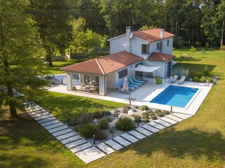 Villa Nedescina Buitenaudio-opname 2