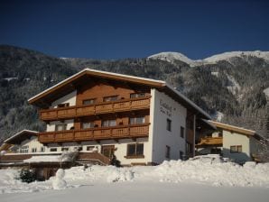 Holiday apartment Eadahof - Hippach - image1