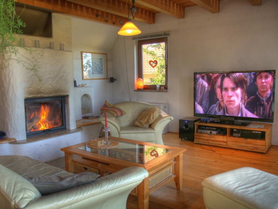 Wohnzimmer mit kamin und tv – massdents.info