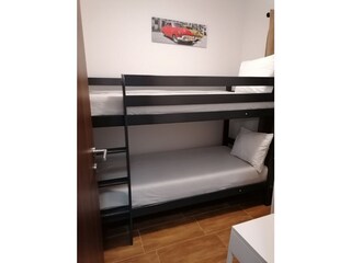 Schlafzimmer 4