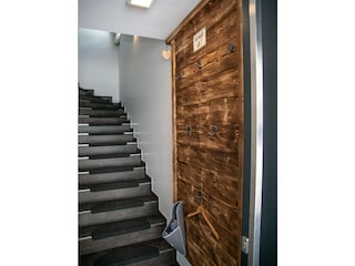 Garderobe / Stiegenhaus