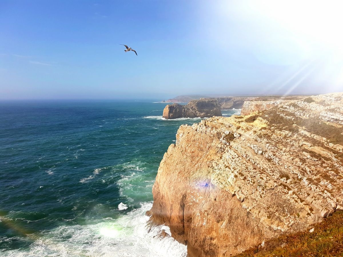 Die berühmten Felsen der Algarve