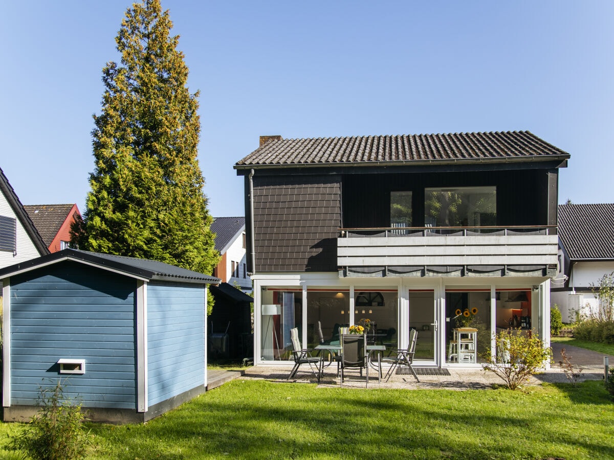 Blick vom Garten aufs Haus