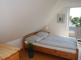 Schlafzimmer 2