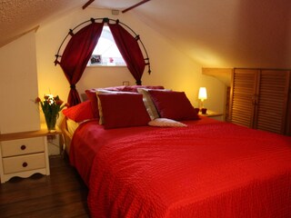 Schlafzimmer unter dem Dach ,  (Achtung keine Stehhöhe)