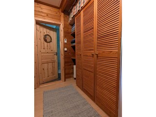 Holiday house Damp Features 24