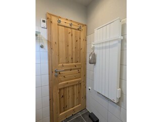 Holiday house Damp Features 25