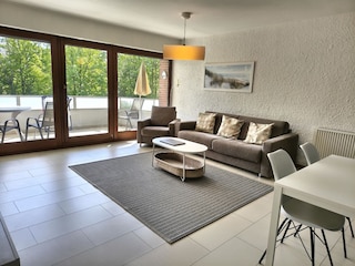 Wohnzimmer mit Bettsofa