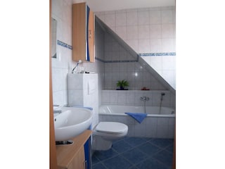 Badezimmer mit Wanne