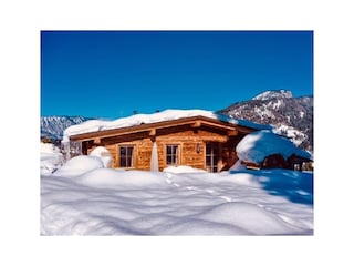 Chalet im Winter