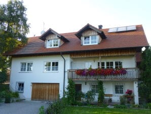 Ferienwohnung bei den alten Linden - Oberostendorf - image1