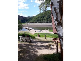 Blick auf die Aseler Brücke im Spätsommer