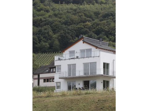 Ferienwohnung Über der Mosel 2