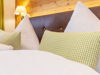 Ferienwohnung Reit im Winkl Schlafzimmer 6
