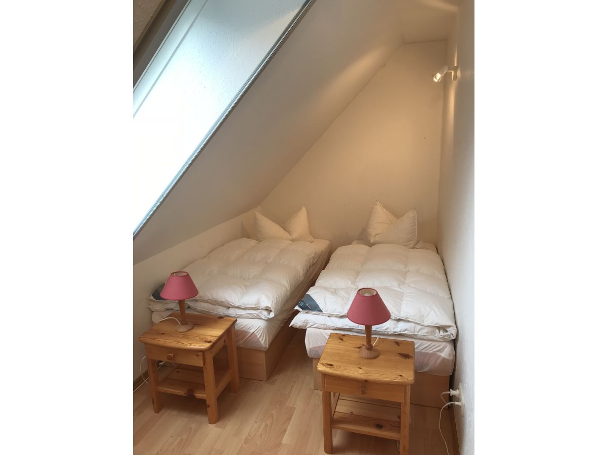 2. Schlafzimmer ( 35 a )