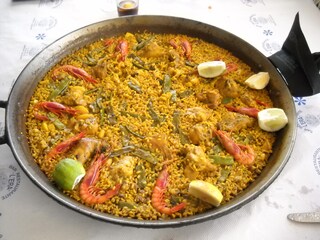 tasty paella