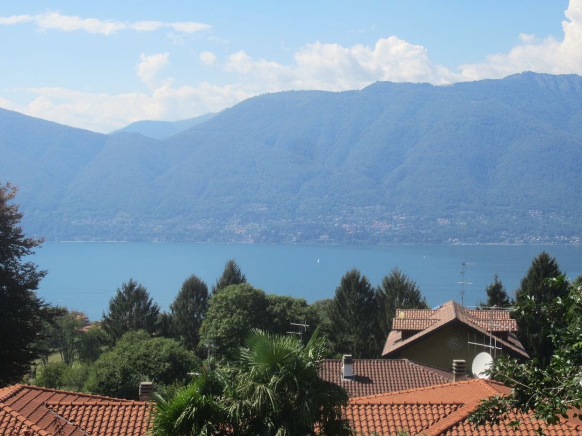 Bezaubernde Sicht auf den Lago Maggiore