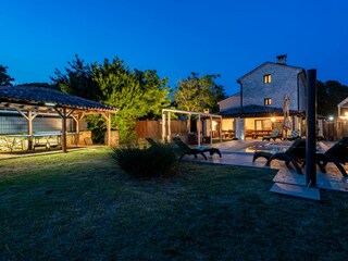 Casa per le vacanze Manjadvorci Registrazione all'aperto 24