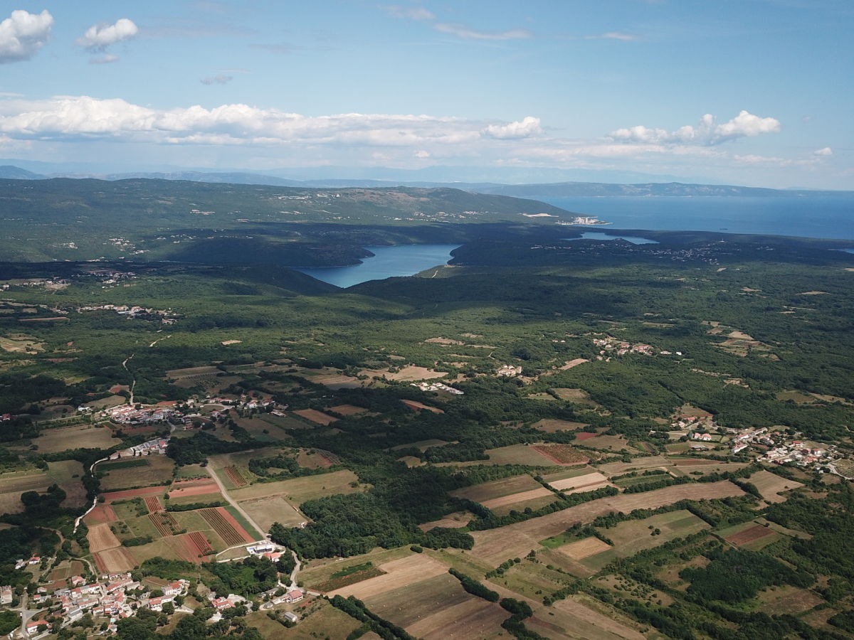 Blick auf die Umgebung des Hauses