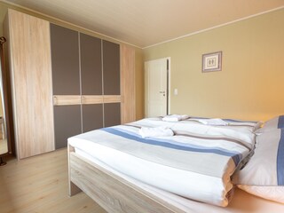 Schlafzimmer II