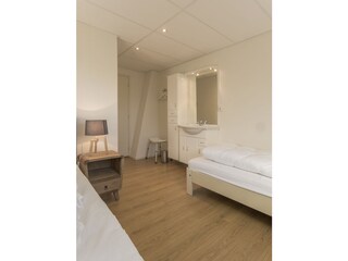 3. Schlafzimmer mit Einzelbett