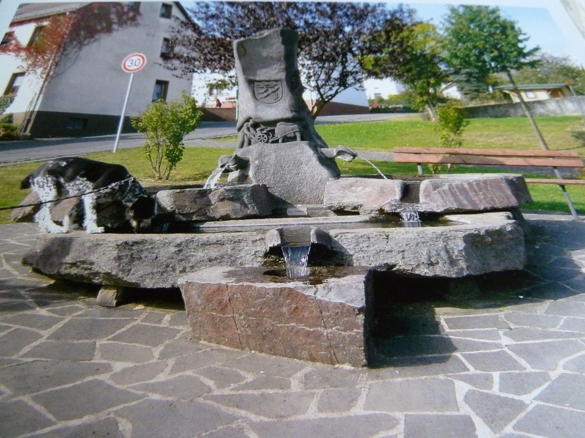 Dorfbrunnen