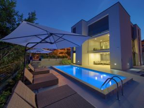 Holiday apartment 1-Villa Celeia with pool - Krk (Town) - image1