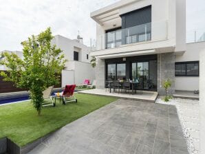 Belvilla by OYO Casa Bali 11 - Algorfa - image1