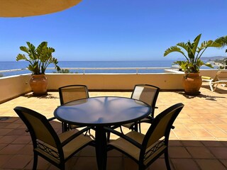 outside dining area w. panoramic seaviews