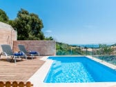 Stadthaus mit Rooftop Pool