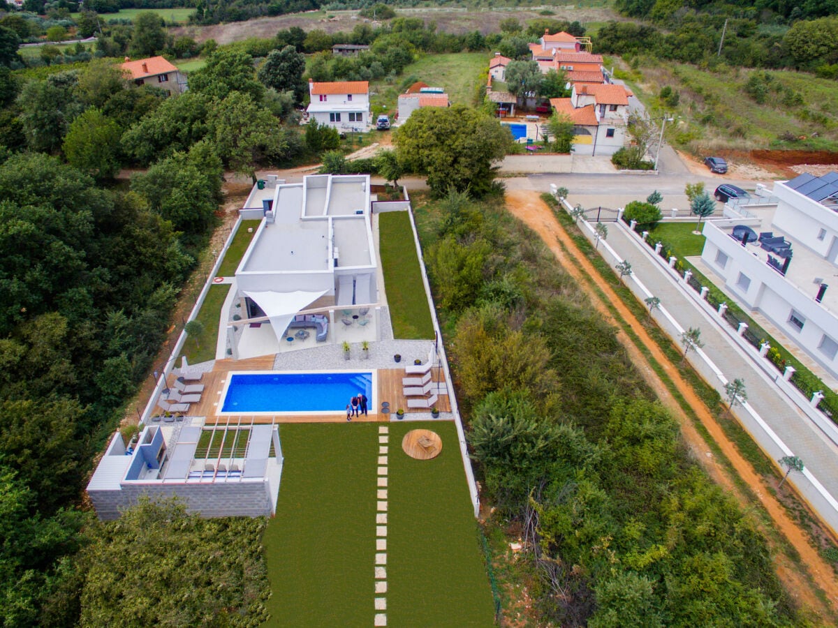 Luxury villa Maell with pool - wiibuk.com